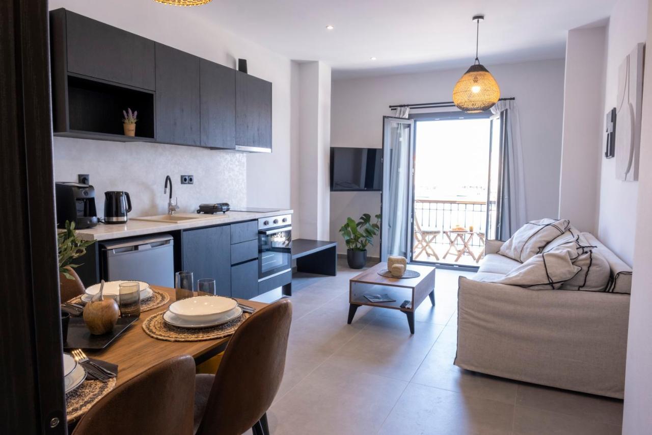 Venus Luxury Apartment Ермуполіс Екстер'єр фото